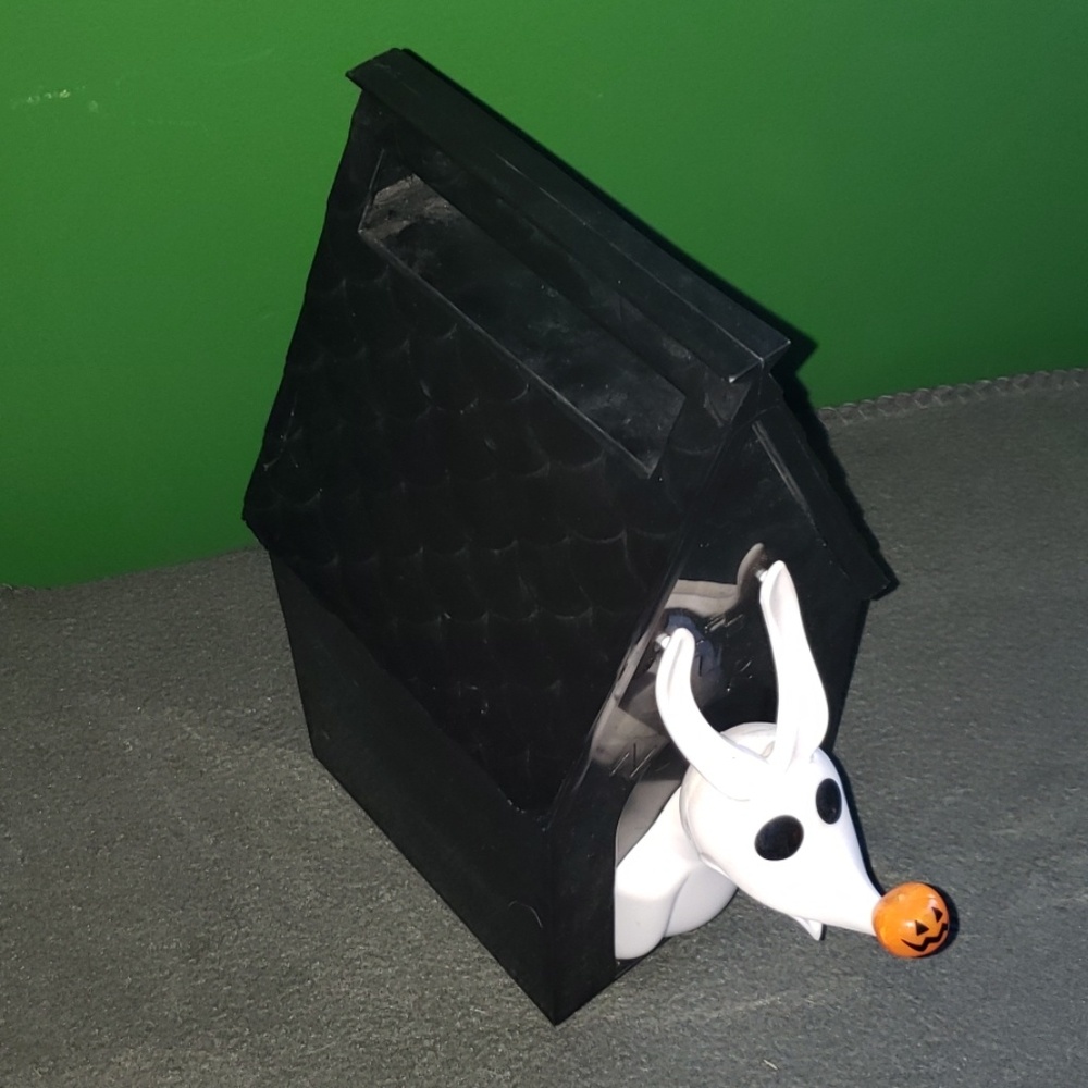 Disney Zero popcorn bucket